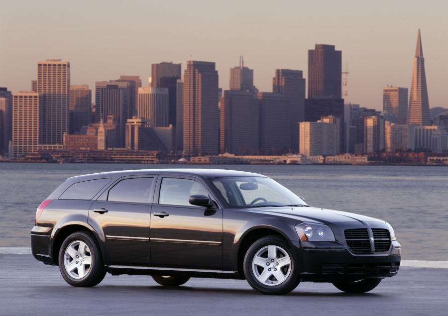  Dodge Magnum 2005 года  (фото 5 из 18)